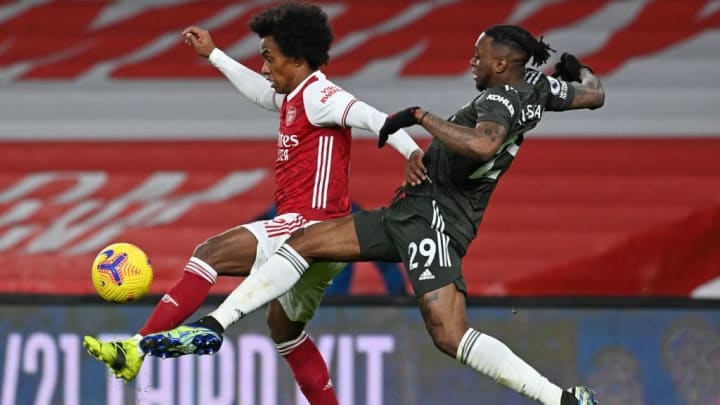 ประเด็นอาร์เซน่อล